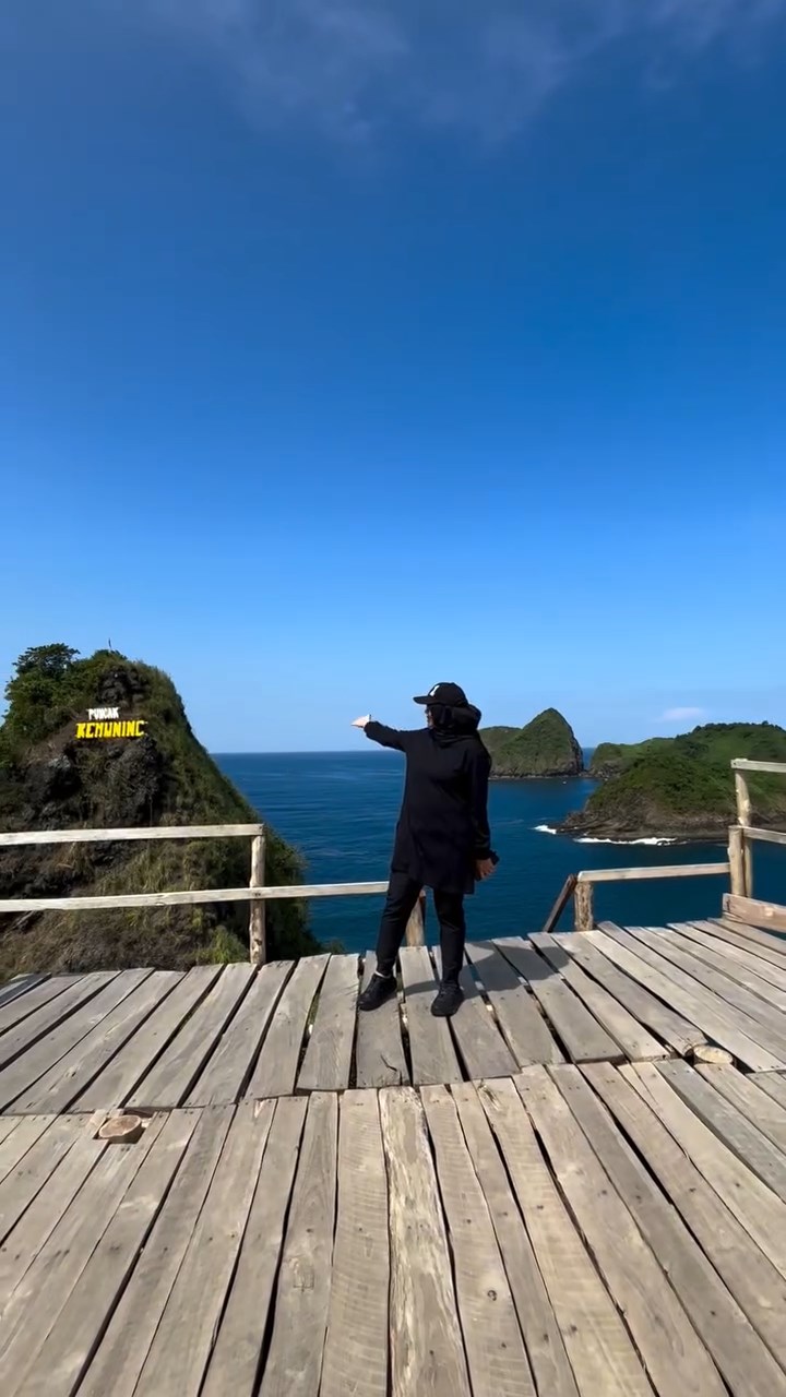 Pulau Bedil Banyuwangi,Wisata Hits Banyuwangi,Tour Wisata Banyuwangi,Banyuwangi,Travel Banyuwangi