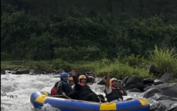 rafting sungai badeng